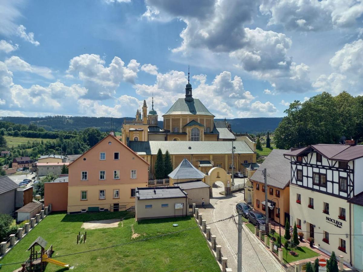 Pokoje Goscinne U Reni Wambierzyce Exterior photo